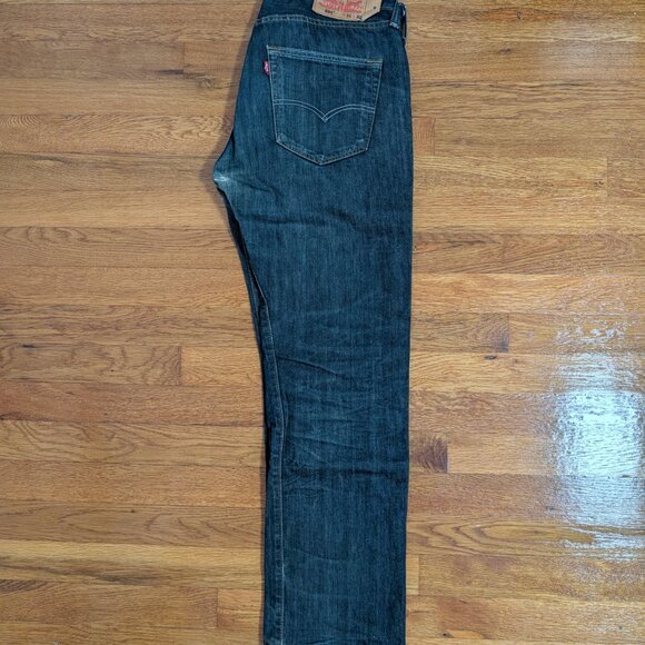 Levis 501 Denim Jeans Mens 31x30 Dark Wash Blue Straight - Picture 6 of 9